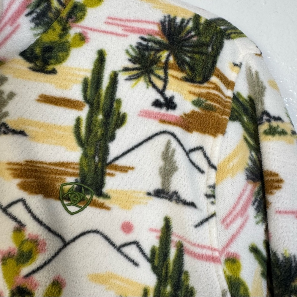 Ariat Cactus Printed Fleece 1/4 Zip Pullover - Picture 6 of 15
